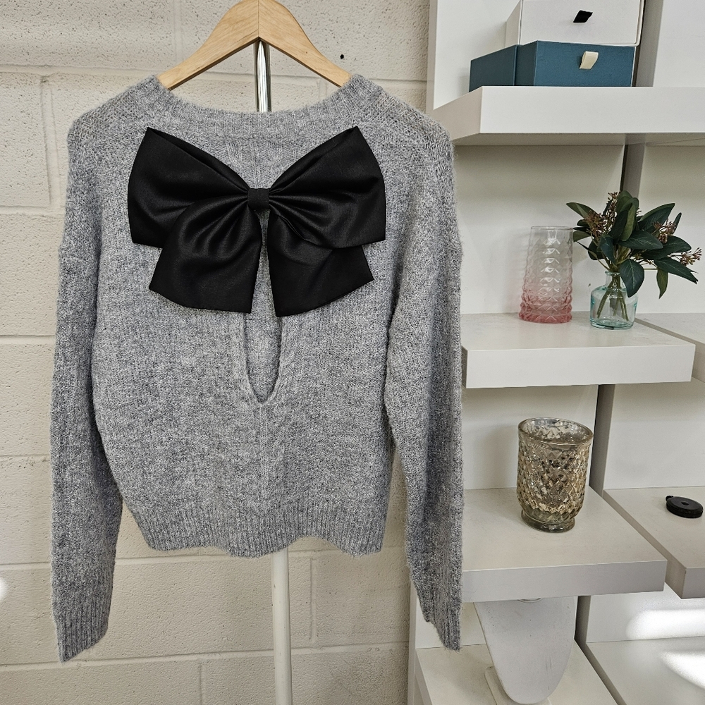 Bow Back Lurex Fuzzy sweater - Picture 1 of 9